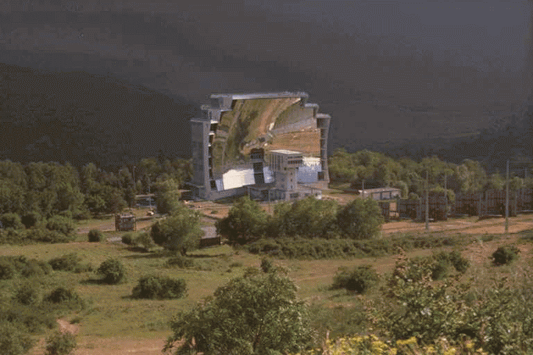 Four Solaire d'Odeillo (Pyr&eacute;n&eacute;es  Orientales)